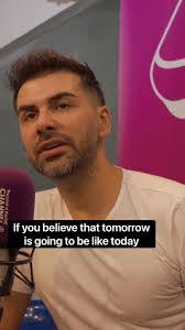 Tyler Kelch's Instagram, Twitter & Facebook