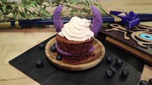 Cooking is done by holding a selection of up to five ingredients and dropping them into a lit cooking pot. The Book Shelf Sheikah Of Gastronogeek Thibaud Villanova In His Video Recipe The Legend Of Zelda The Cake Monster Spotern
