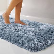 Badezimmerteppiche in den aktuellen trendfarben bei dawelba.#badezimmermatten #badezimmerteppiche #badteppiche #badezimmer #. Badezimmer Teppich Kann Ihr Bad Vollig Beleben Archzine Net