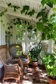 1001 Idees Pour Votre Terrasse Couverte Les Realisations Astucieuses Jardin D Hiver Jardin Interieur Veranda Jardin