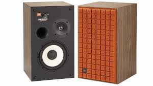 So i've just got round to installing opera 10 on the phone, slow i know but having done so, i think i know why i was being so slow to do so. Hifi Test Stereo De