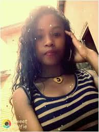 Aza adino miabonne ny pejy 😘👇🏻