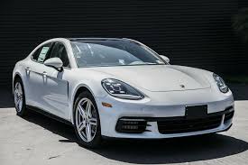 2020 Porsche Panamera 4s 2020 Porsche Panamera 4s 11 Miles White 4d Hatchback V6 8 Speed Porsche Doppelku Panamera 4s Porsche Panamera Sports Cars Luxury