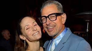 Jeff goldblum has joined the cast of hbo's search party and will have a recurring role in the upcoming fifth season. The Truth About Jeff Goldblum S Much Younger Wife