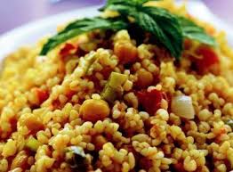 Pratik Ve Lezzetli Nohutlu Bulgur Pilavi Tarifi Yemek Tarifleri Yemek Bulgur