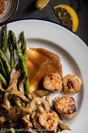 Seriously good scallops sautéed in miso butter soy sauce. Seriously Good Scallops Sauteed In Miso Butter Soy Sauce The Cook S Corner Back By Popular Demand Marjorie Getz Blanch Scalliops In Hot Water And Cool Kumpulan Alamat Grapari