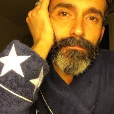 Gary Bott's Instagram, Twitter & Facebook