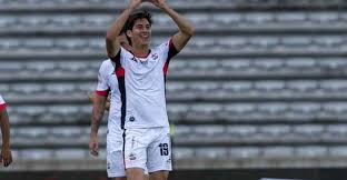 Check out his latest detailed stats including goals, assists, strengths & weaknesses and match ratings. Mauro Lainez Jugara Con Xolos De Tijuana El Apertura 2019 Futbol Rf