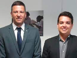 Januar 2001 in maceió), auch einfach nur pedro henrique genannt, ist ein brasilianischer fußballspieler. Prefeitura De Santana Do Cariri