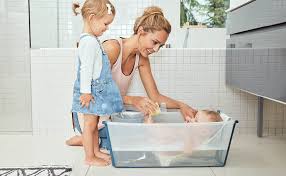Stokke flexi bath tub bundle. Stokke Flexi Bath Bath Tub For Babies Toddlers Children Extremely Light And Collapsible Colour White Aqua Amazon Co Uk Baby Products