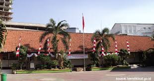 Smk swasta di surabaya beserta jurusannya.membaca oleh vera khairifah on may 21 2020 sebentar lagi tahun ajaran baru 20202021 akan dimulai. 6 Daftar Smp Negeri Terbaik Di Surabaya Penting Unggul Di Semua Bidang Financial Technology News