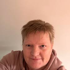 If anyone would like a Catherine Connolly badge pm me your address!  #timmonsforconnolly