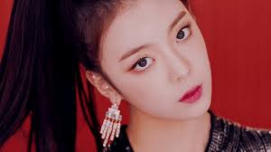 있지 (itzy) 달라달라 (dalla dalla) lyrics. Itzy ë‹¬ë¼ë‹¬ë¼ Dalla Dalla M V On Make A Gif