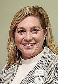 New hospital president offers introduction at Chamber event