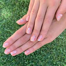 To speed up the process, dry your after your flowers are finished and your nails look flawless, it's important to seal it all. 31 Flower Nail Art Designs Pretty Floral Manicures For 2021 Glamour