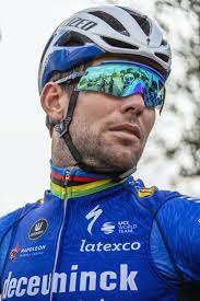 Cavendish has been on the road since 2005, where he check out oakley's new jawbreaker sunglasses cavendish edition below, which were. Foto Oakley Kato Mark Cavendish 1
