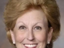 AMA President Ardis Dee Hoven