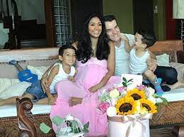 Her birth sign is leo and her life path number is 4 she later married eric daniel depp in 2012 and had two sons named zachary and raphael. Saya Tahan Sakit Perut Kena Belah Nourul Wahab Selamat Lahirkan Isabella Hiburan Mstar