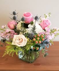 Photo of portsmouth, nh (hoopsmccann, oct 2006). Garden Girl Bouquet Garden Girls Pink Flower Bouquet Hot Pink Flowers