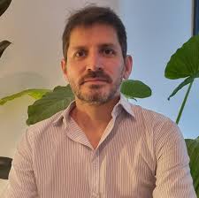 Dr. Luis Alberto Haro Durand