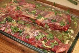 Kepingin masak yg gampang tapi krucils suka. 5 Tips Marinasi Daging Sapi Agar Bumbu Meresap Sempurna Daging Empuk