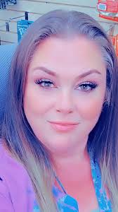 Shelly Trahan (@shellytrahan)