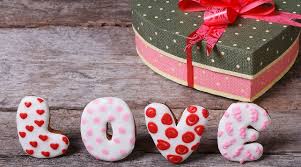 Список праздников россии на 14 февраля 2021 года ознакомит с государственными, профессиональными, международными, народными, церковными, необычными праздниками. Den Svyatogo Valentina Istoriya Simvoly Podarki