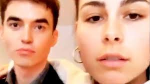 Mit strip meldet sich lena nach einer kreativen schaffenspause zurück und legt zur freude der fans nach ihren curated eps jetzt ihre neue single und das offizielle musikvideo vor. Lena Meyer Landrut Geschockt Mein Kumpel Darf Kein Blut Spenden Weil Er Schwul Ist Leute Bild De