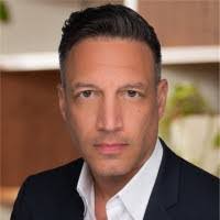 Sam Azar's Instagram, Twitter & Facebook