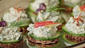 Forellencreme Auf Pumpernickel Von Annadi Chefkoch Fingerfood Fingerfood Rezepte Rezepte