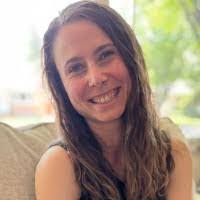 Krista Putnam's Instagram, Twitter & Facebook