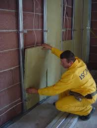 Velika ponuda boja i različitog dizajna učiniće da vaš dom zablista, ali i da bude izolovan. Zvucna Izolacija Zidova I Stropova Zasto Je Vazna Zvucna Izolacija 2019 2020