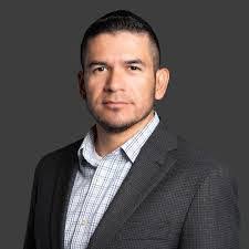 Giovanni Howard's Instagram, Twitter & Facebook