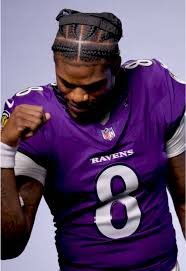 Ravens try to crack an egg with their bicep 😂💪🥚 #eggbicepchallenge  #crackaneggchallenge #nfl