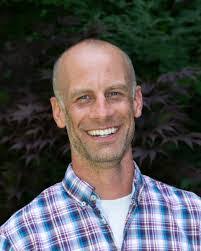 Jamie Burr's Instagram, Twitter & Facebook