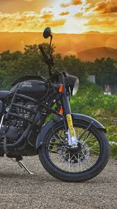 Royal Enfield Bullet Wallpapers Hd Info4u Royal Enfield Bullet Bullet Bike Royal Enfield Royal Enfield Modified