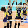 ▲ 김연경(가운데)과 엑자시바쉬 선수들 ⓒ fivb 제공. 1