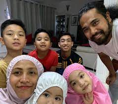 Search results for johan raja lawak. Jangan Tak0t Bersuara Sebab You Bukan Orang Gaji Suami Berita Kopak Cc