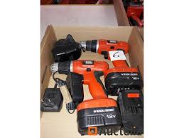 Chargeur batterie 18v perceuse black et decker cd18c type visseuse evolutive 3 en 1 smoby : Foreuse Visseuse Sur Batterie Black And Decker