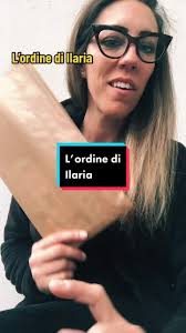 Bustina creata con disegno inviatomi dalla cliente + porta tessere creato  con fumetto Sailor Moon originale 🤩 #cucireamacchina #cucitocreativo  #cucireamacchina #riciclocreativo #riciclo #saraspaper ...