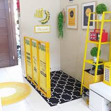 Nuansa yang asri dekat dengan taman belakang rumah dengan mendengar gemricik air juga merupakan solusi terbaik saat mendesain mushola di dalam rumah mushola dalam rumah desain terbuka 22. 12 Gambar Mushola Minimalis Di Rumah Mungil Mau Pilih Yang Mana Rumah123 Com
