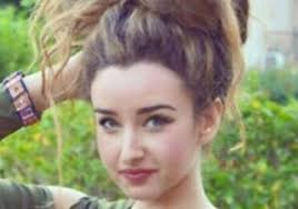 ونشرت هنا عبر حسابها على instagram الإعلان الرسمي للمسلسل، وظهرت فيه بشخصيات متعددة. ÙÙŠØ¯ÙŠÙˆ Ù‡Ù†Ø§ Ø§Ù„Ø²Ø§Ù‡Ø¯ Ù„Ø§ ØªÙˆØ¬Ø¯ Ø¹Ù„Ø§Ù‚Ø© Ø­Ø¨ ØªØ±Ø¨Ø·Ù†ÙŠ Ø¨Ø§Ù„Ù…Ø·Ø±Ø¨ Ù‡Ø´Ø§Ù… Ø¬Ù…Ø§Ù„ Ø§Ù„Ù†Ù‡Ø§Ø±