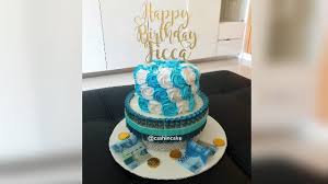 Cara membuat roll isi uang pada snack tower | money cakeподробнее. Kreatif Kue Ulang Tahun Ini Dibuat Dari Uang Kertas Asli Citizen6 Liputan6 Com