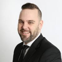 Darryl Creighton's Instagram, Twitter & Facebook