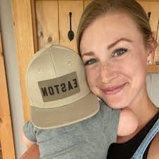 Eric Knierim's Instagram, Twitter & Facebook