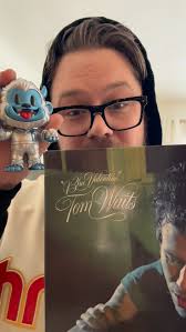 Feeling Bloo today so let’s do a Vinyl w/ Vinyl! Featuring  @thrilljoycollectibles Bloo and Tom Wait’s Blue Valentine #thrilljoy  #vinylrecord #nerdforlife