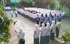 Seremonial runtutan dalam susunan acara berikut bisa diganti sesuai kebutuhan dalam acara upacara. Upacara Bendera Menggunakan Bahasa Inggris Mengapa Tidak