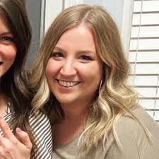 Amber Leonhard (@amleonhard)