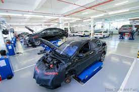 Unexpected that the service center claimed that within spec's from edge to screen 50mm. Honda Malaysia Opens New 3s Centre With A Mall Concept