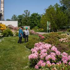 Visiting Lithuania: The Kaunas Botanical Garden at Vytautas Magnus  University
